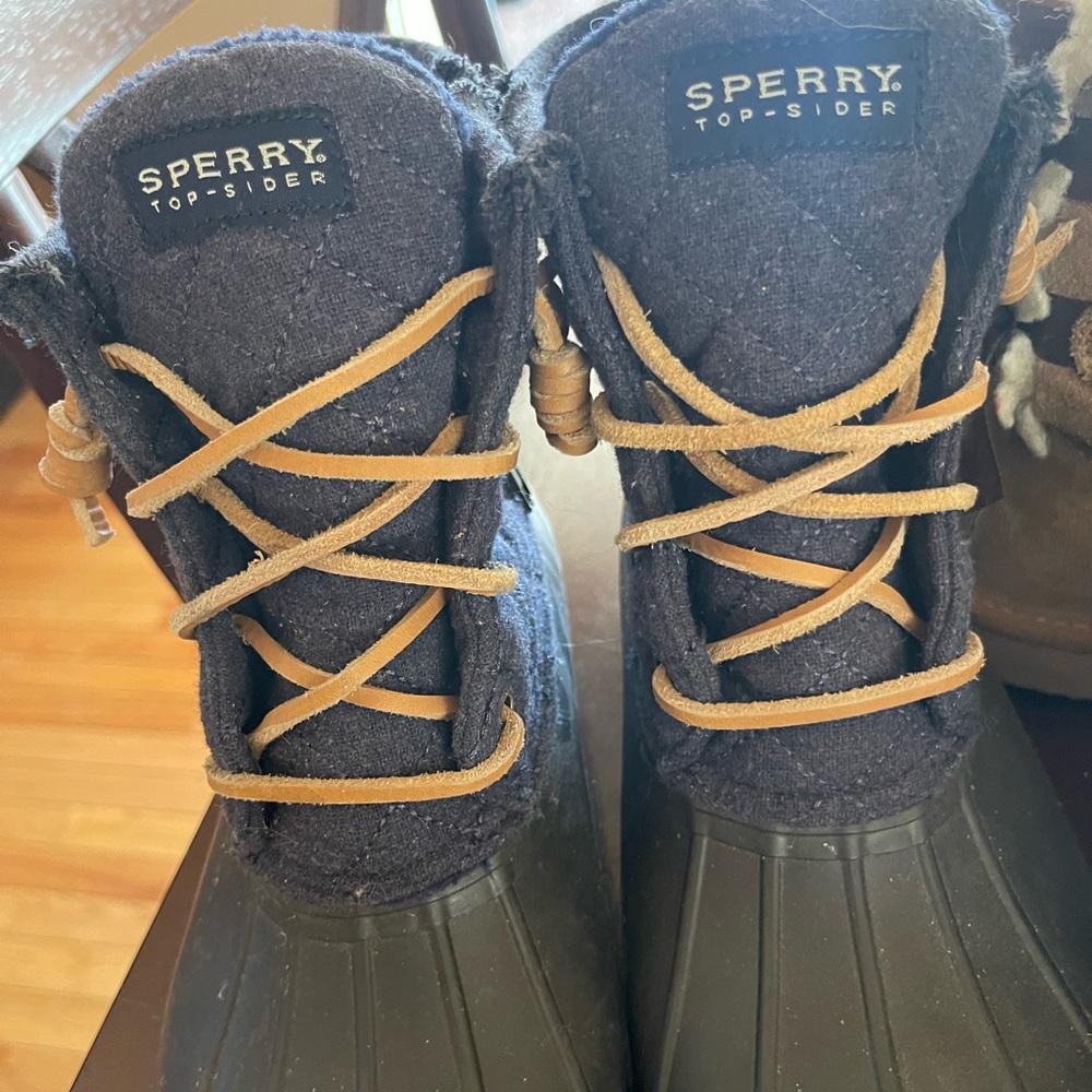 Womens sperry rubber boot